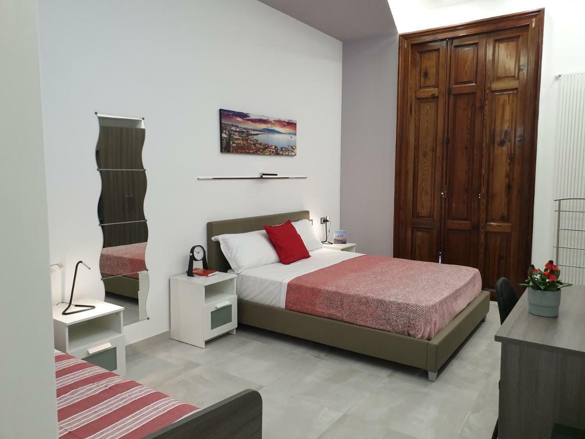 Bayard101 Bed & Breakfast Napoli Bagian luar foto